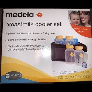 Medela Breastmilk Cooler Bag